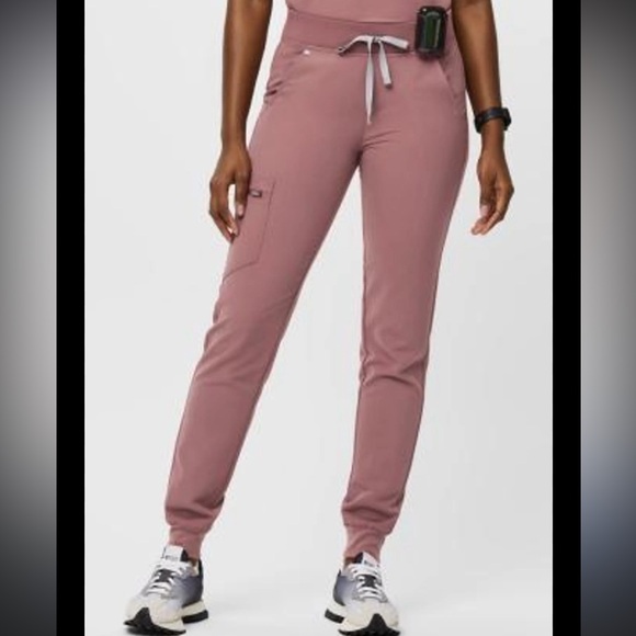 Figs Scrub Pants Womens Size Medium Pink Zamora Jogger Scrub Stretch Uniform - Picture 2 of 13